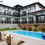 Guest house Einstein House &