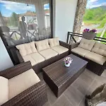 Einstein House & Guest house