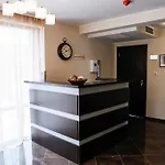 Guest house Einstein House & 3*
