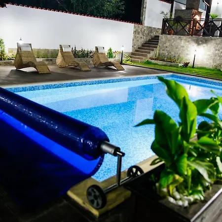Einstein House & Guest house 3*