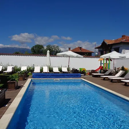 Guest house Einstein House & 3*