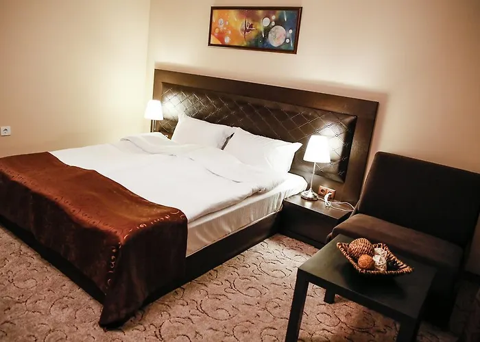 Einstein House & Guest house Marchevo