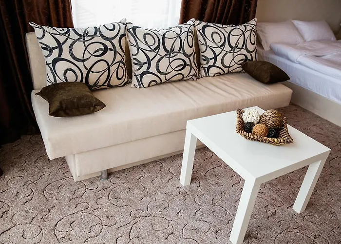 Einstein House & Spa 3* Marchevo