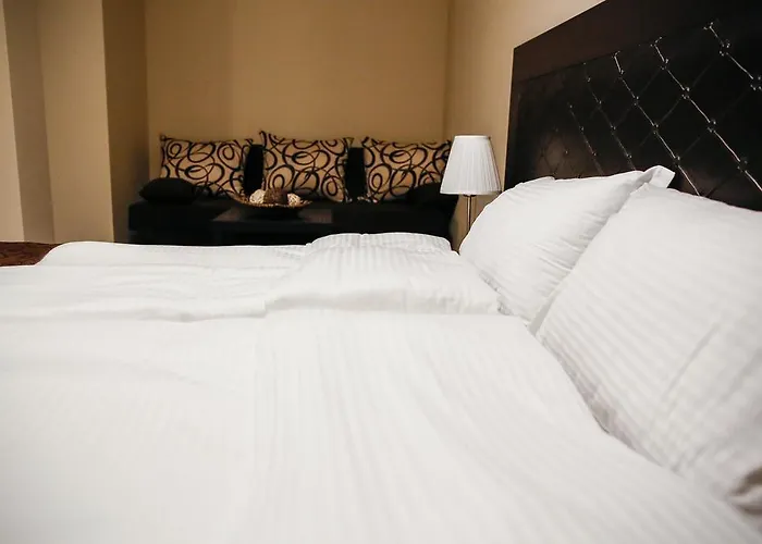 Guest house Einstein House & Marchevo