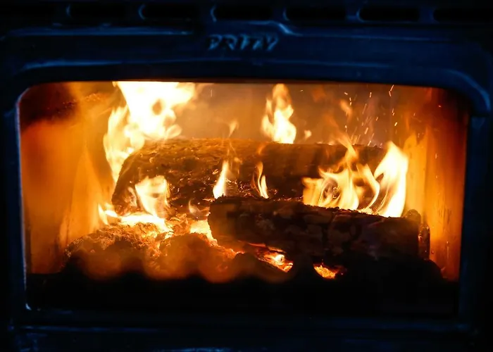 Einstein House & Spa Marchevo