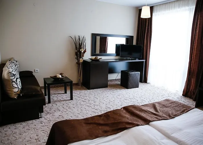 Einstein House & Spa