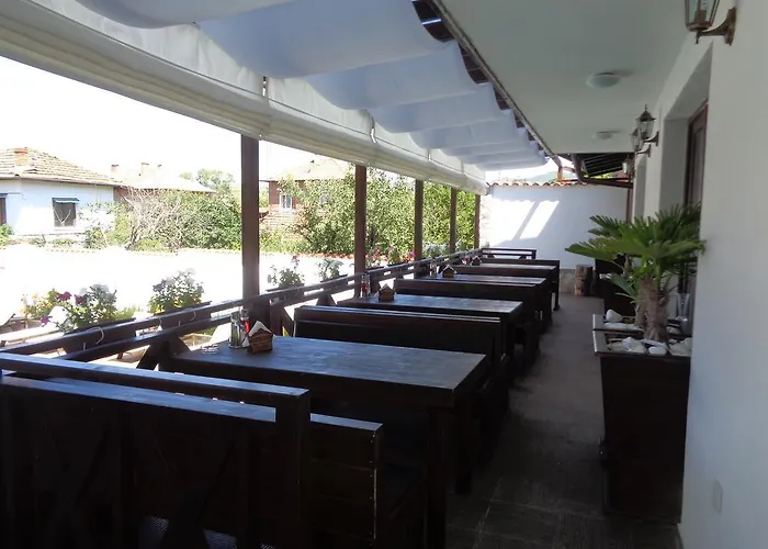 Einstein House & Marchevo